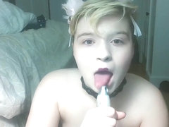 Sexy Goth Kitten Tease and Hairbrush Suck