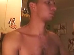 Str8 guy (almost) busted exposing on webcam by sister