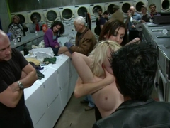 Missy Woods Goes to the Laundromat