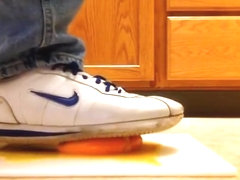 Nike Cortez Orange Stomp